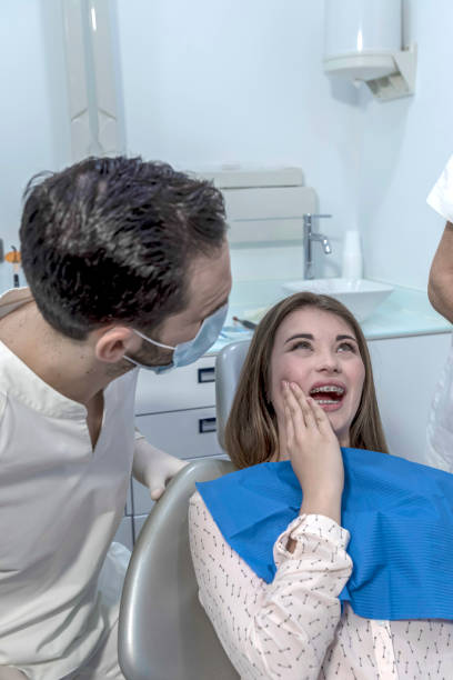 Best Emergency Denture Repair in Vail, AZ